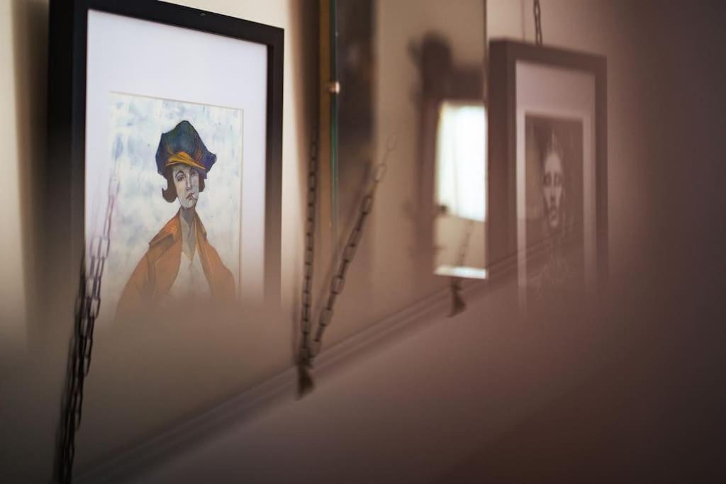 Glenroy Arts Gallery Meets Living Space كارديف المظهر الخارجي الصورة